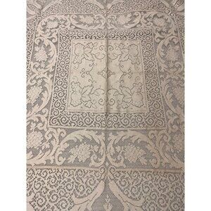 Vintage Quaker Lace Tablecloth size 70x76 cottagecore
